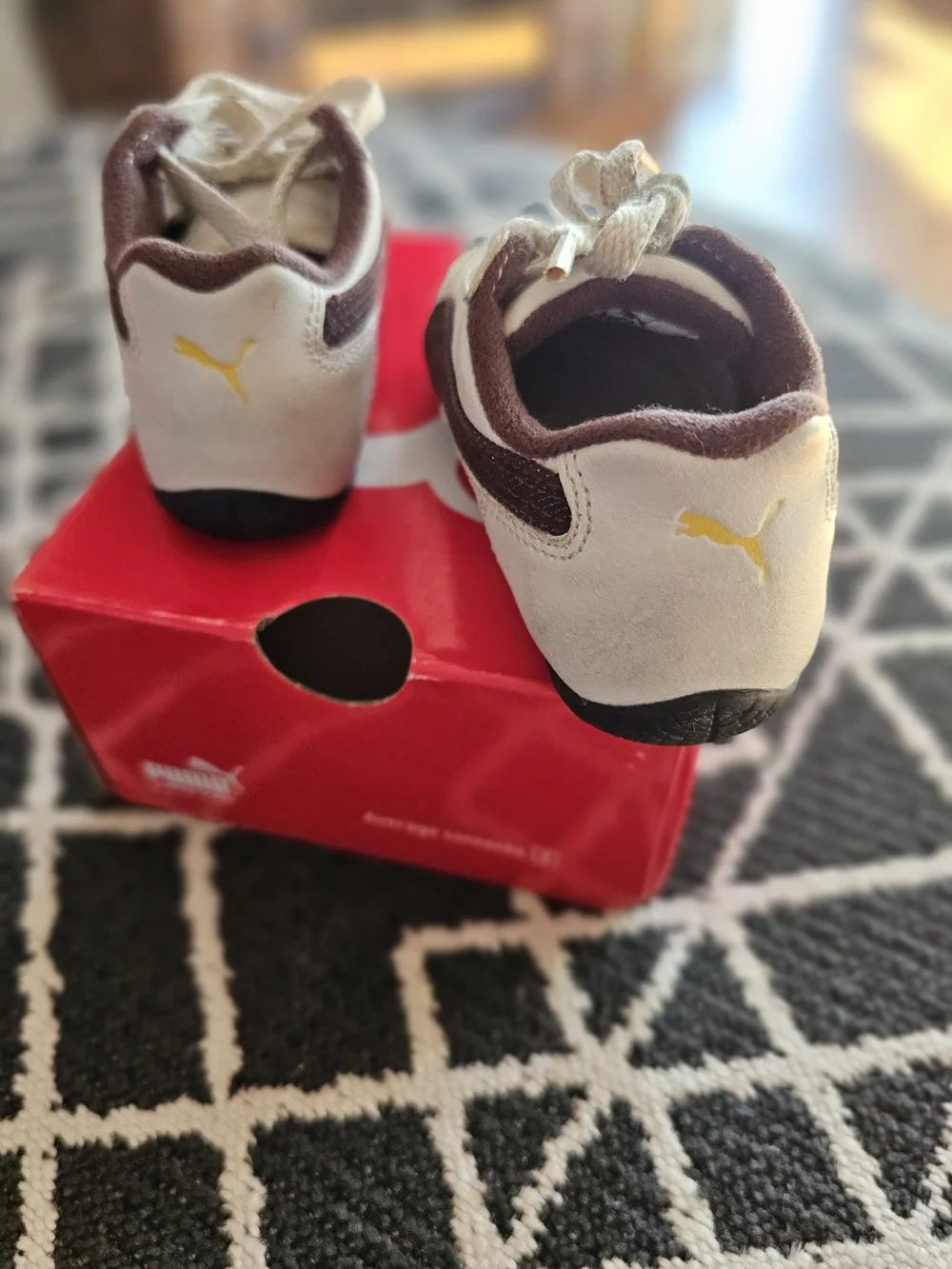 Puma Speed Cat Infant Sneakers Whisper White Brown Yellow Size 5C - Picture 4 of 6